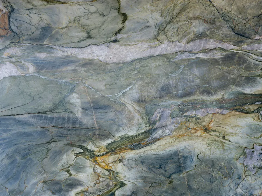 Granite vs. Quartz (and Marble & Quartzite): Choosing the Right Countertop